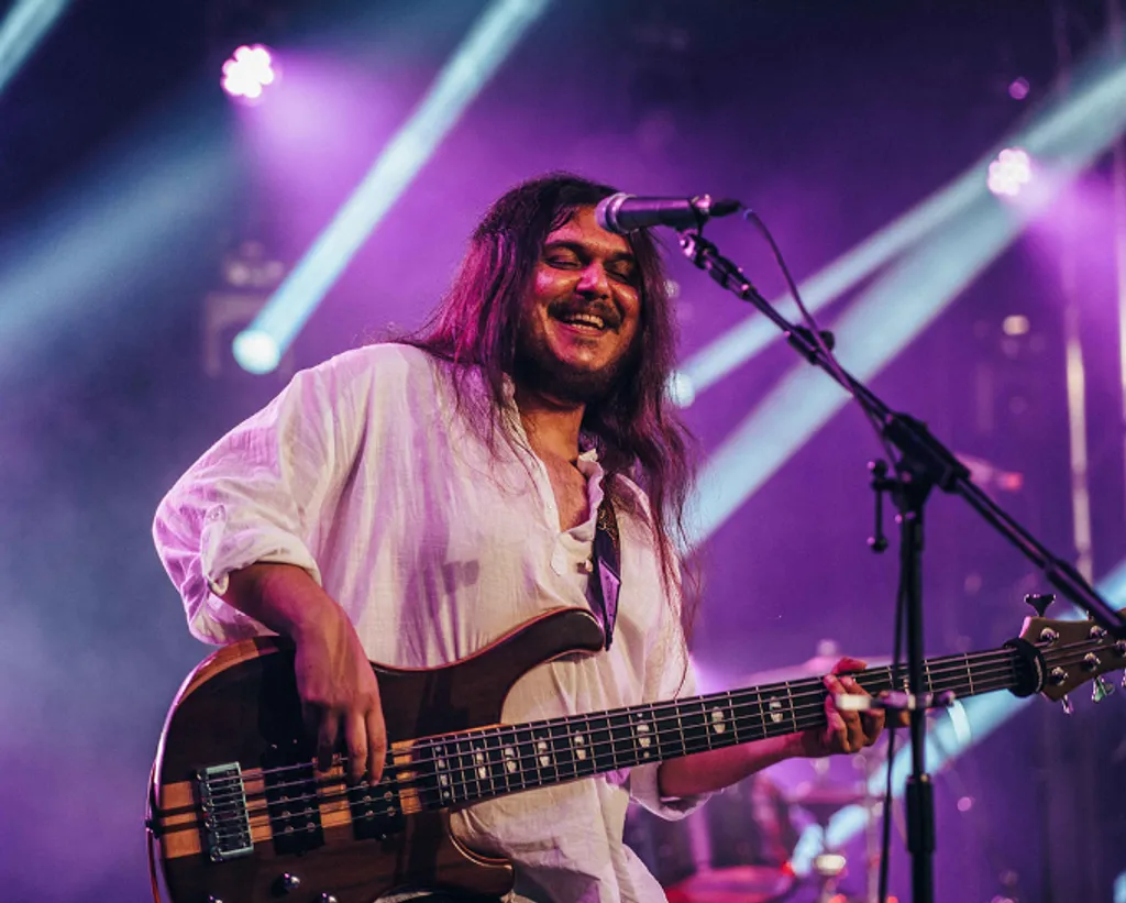 Shaun Culleton - Bass Guitar